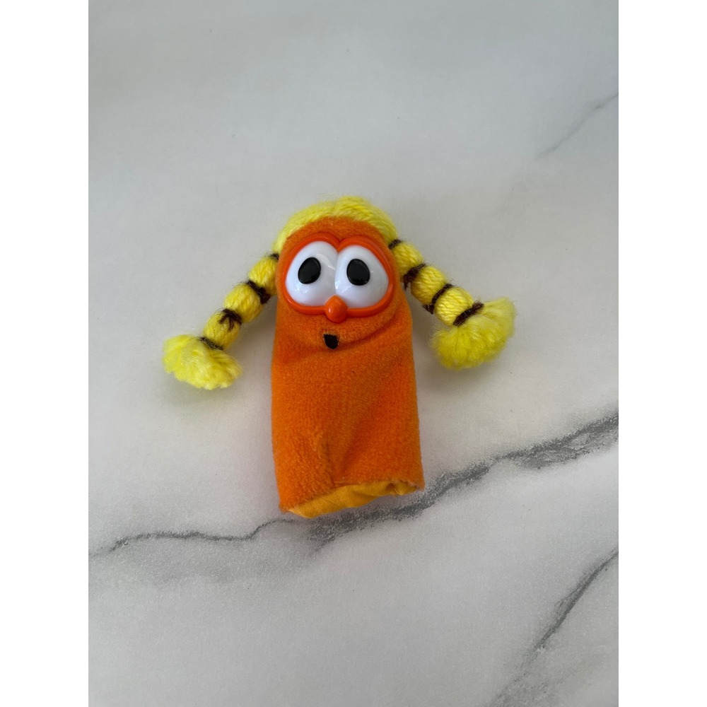 VeggieTales Laura carrot Finger Puppet 1998‎